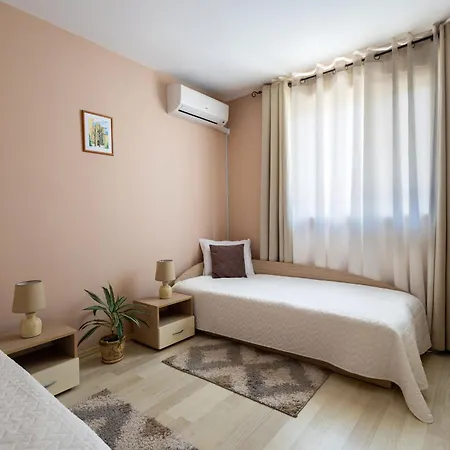 Apartment Point Ruse